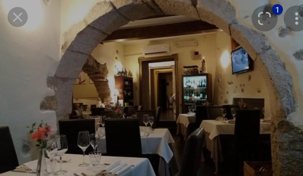 Accanto All'Autostrada Al Centro Tra Roma E Napoli Pontecorvo Exterior foto